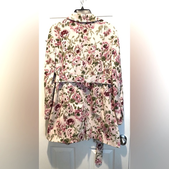 Madison Studio Pink Roses Floral Coat Size 12 - Picture 2 of 5